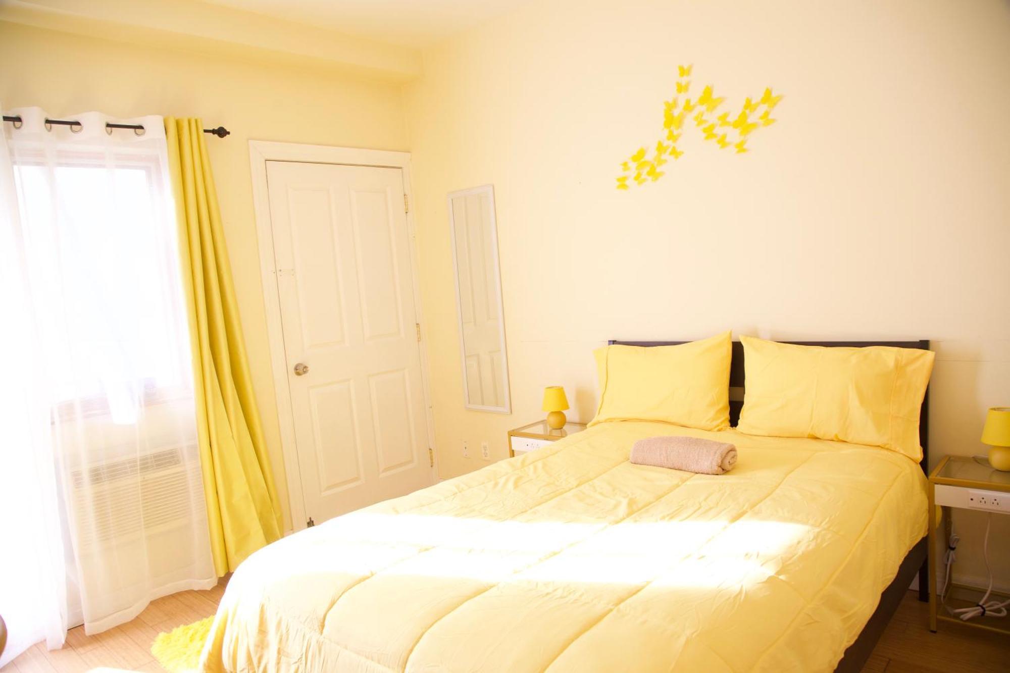 Brighton Beach Room Y Close To Shopping Ню Йорк Екстериор снимка